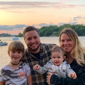 Meet your Posher, Ashley